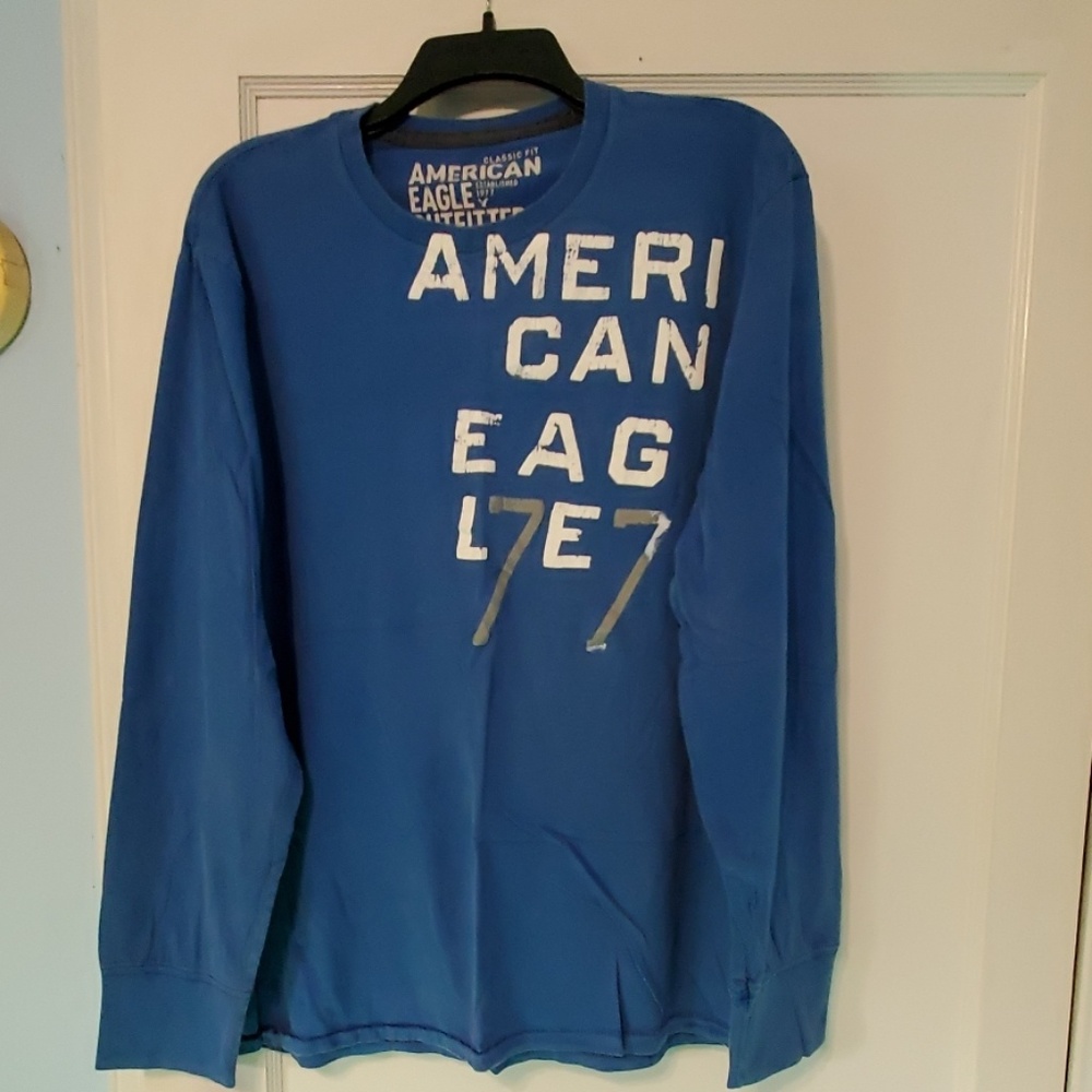 American eagle long sleeve tee
